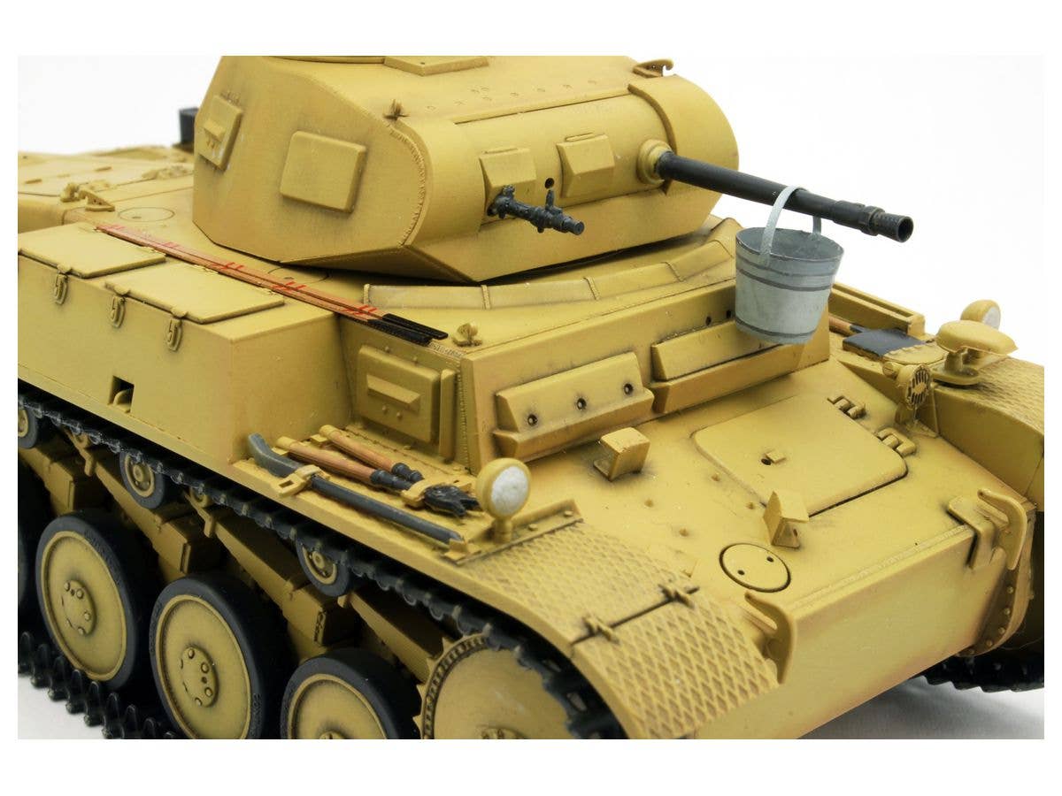 Platz x Dragon x R.C. 1/35 GIRLS und PANZER Panzerkampfwagen II Ausf.F Tank plus 2 Figure kits | 4545782040999