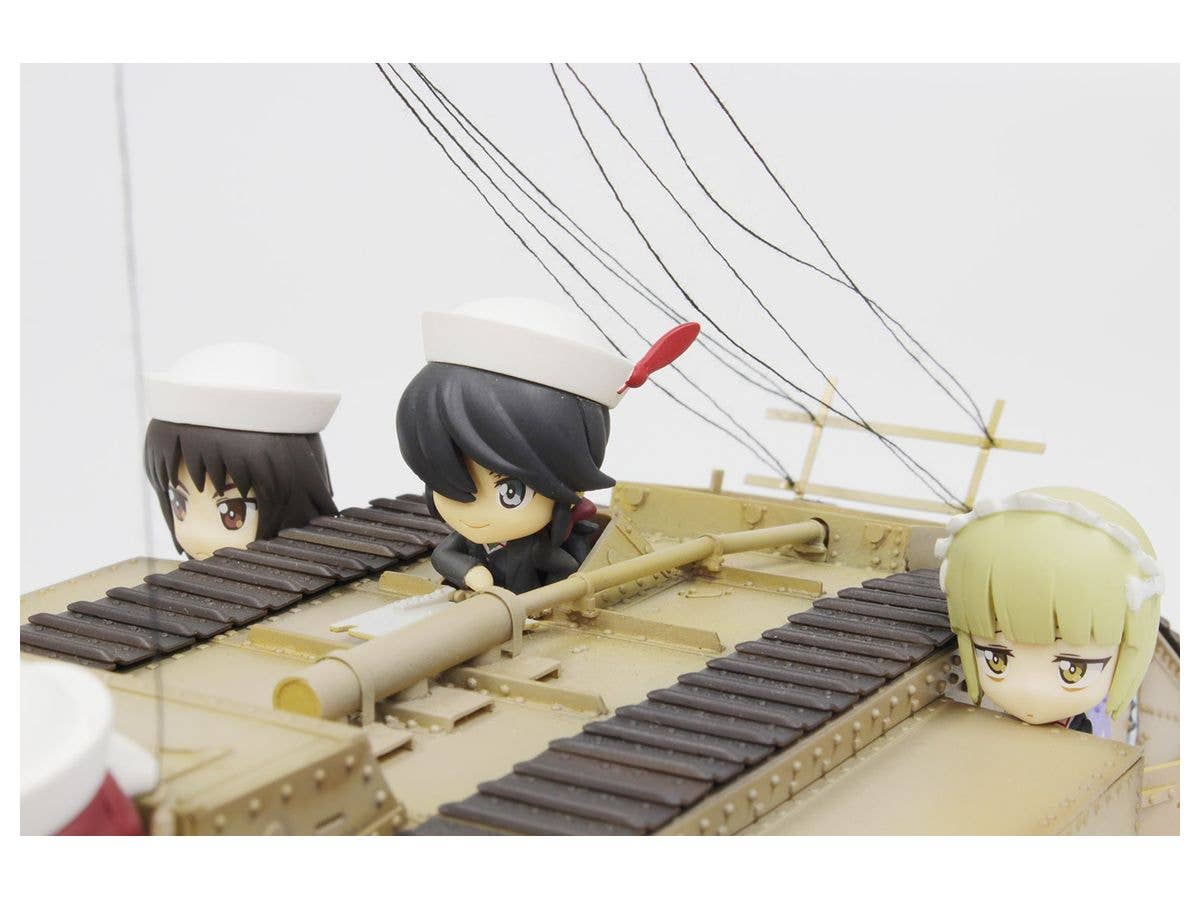 Platz 1/35 GIRLS und PANZER Mk.IV Team SAMESAN Tank with Mini Prepainted Figure Set | 4545782071764