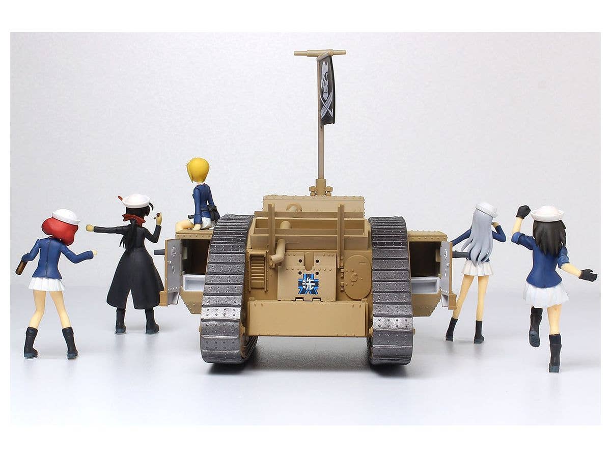 Platz 1/35 Girls und Panzer Das Finale Deformed Mk.IV Painted Display Model + Team Samesan Figure Kit Set | 4545782076950