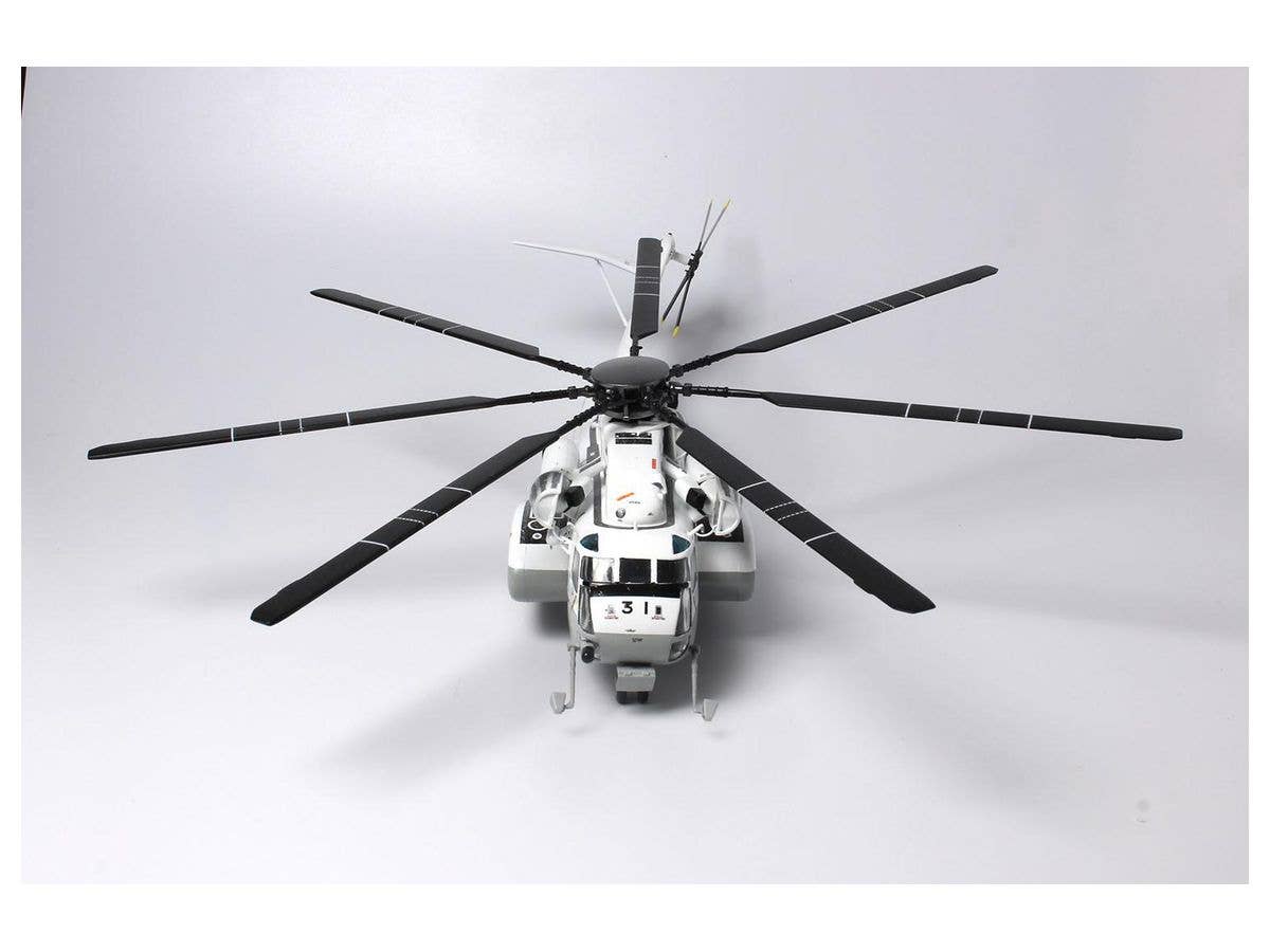 Platz x Italeri 1/72 Minesweeper/Cargo Helicopter MH-53E Sea Dragon | 4545782075731