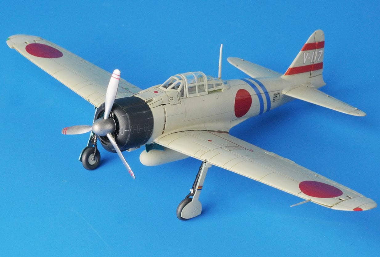 Platz 1/72 Full Action Series Japanese Navy A6M2 Zero Fighter "ZEKE" | 4545782077896