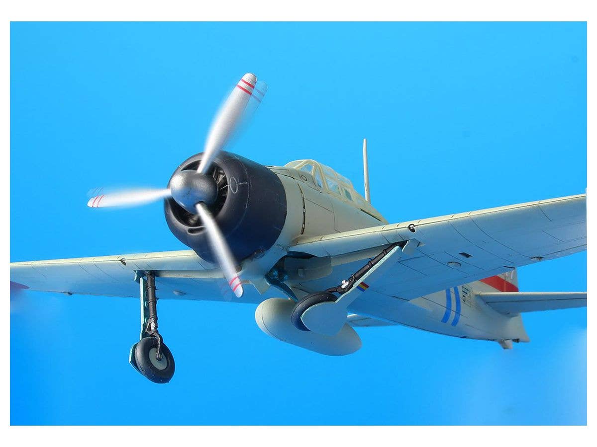 Platz 1/72 Full Action Series Japanese Navy A6M2 Zero Fighter "ZEKE" | 4545782077896