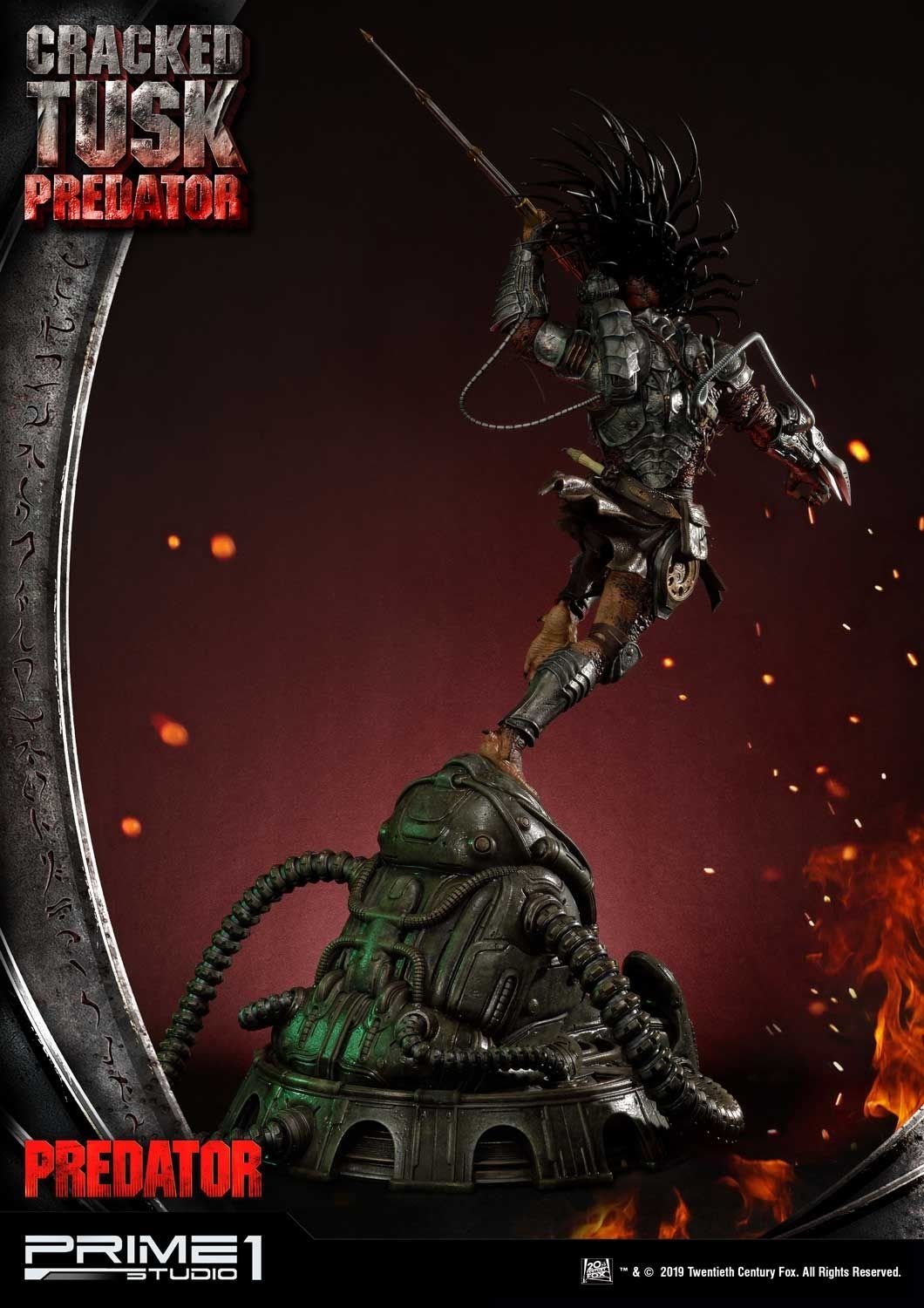 Premium Masterline Predator (Comics) Cracked Tusk Predator