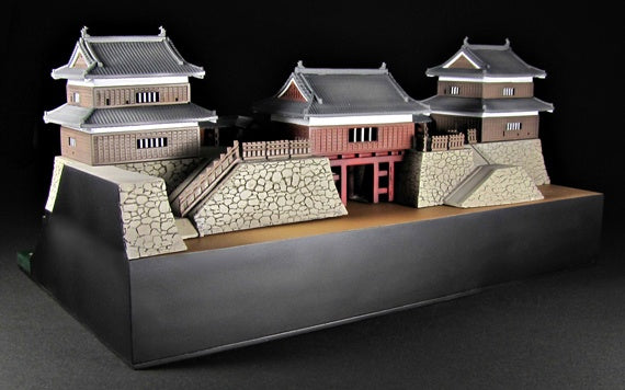 Good Smile Company Shinsyuy Ueda Castle with Sanada Kabuto Paper Craft Re-Run 1/200 Scale Model Kit