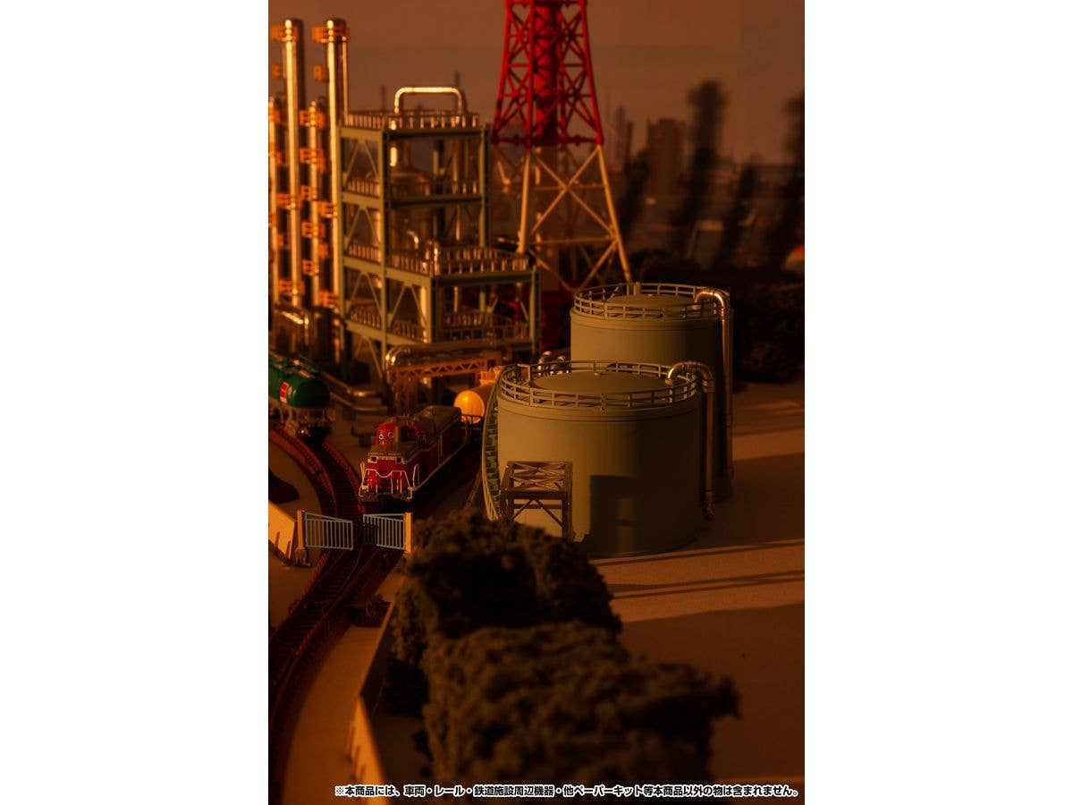 PMOA 1/150 scale structure kit (Storage Tanks) | 4582362387549