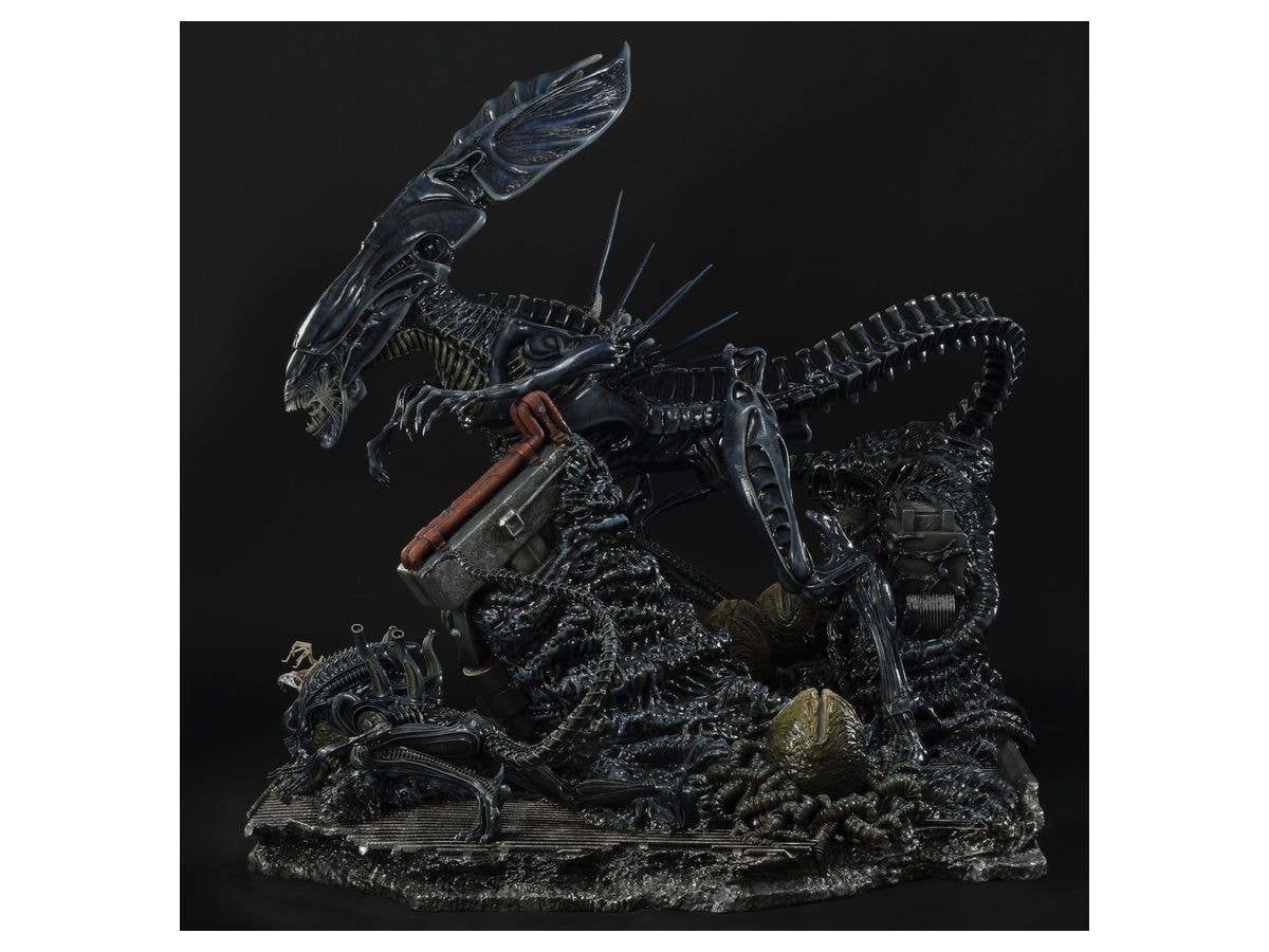 Prime 1 Studio Premium Masterline Aliens (Comics) Queen Alien Battle Diorama | 4582535944838