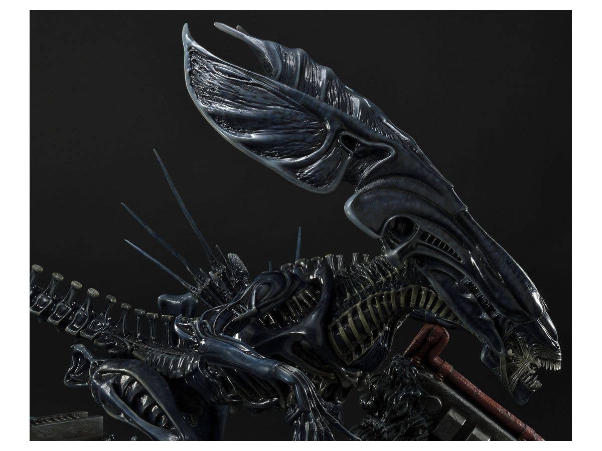 Prime 1 Studio Premium Masterline Aliens (Comics) Queen Alien Battle Diorama | 4582535944838