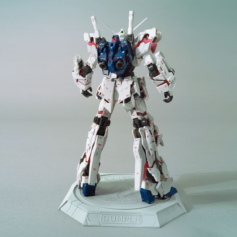 P-Bandai RG 1/144 The Gundam Base Limited RX-0 Unicorn Gundam Ver.TWC