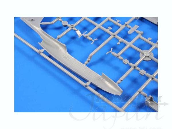 Special Hobby 1/72 TT-1 Pinto US Navy Trainer | 8594071083014