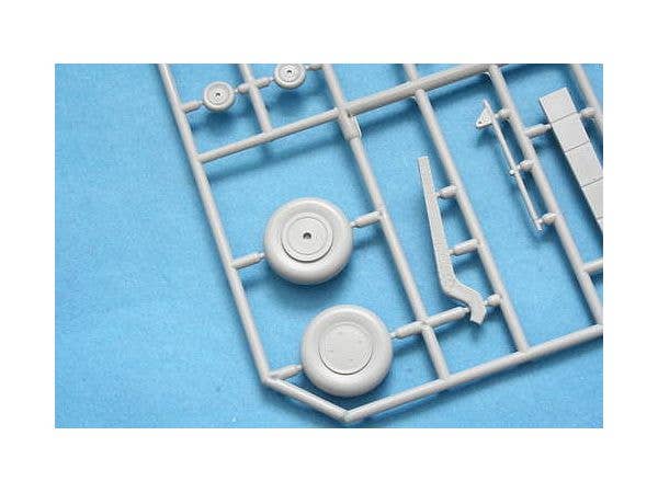 Special Hobby 1/32 Model 239 Buffalo Taivaan Helmi Over Finland | 8594071081089