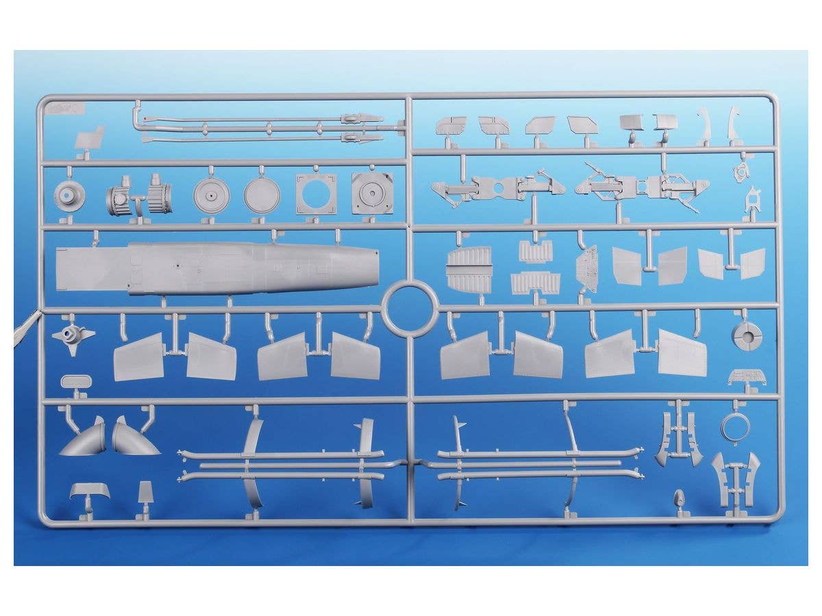 Special Hobby 1/32 AH-1G Cobra ‘Marines/Us Navy’ Hi-Tech Kit | 8594071088712