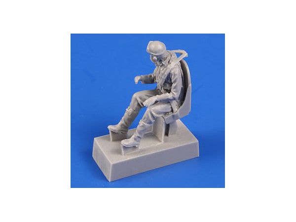 Special Hobby 1/48 Spitfire Mk.Xll against V-1 Flying Bomb | 8594071087333