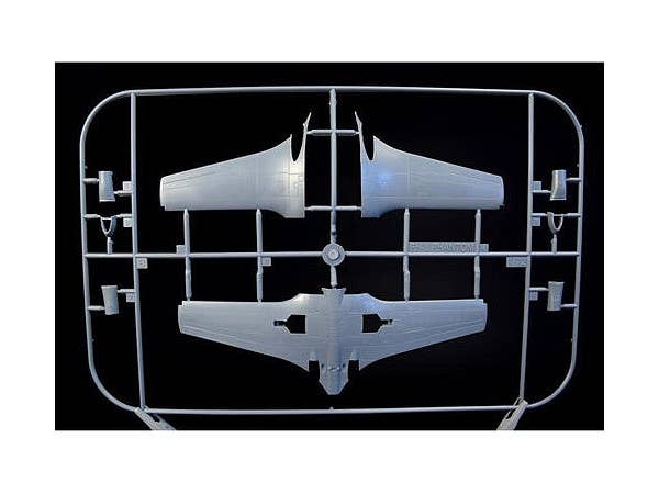 Special Hobby 1/72 FH-1 Phantom 'First US NAVY Jet Fighter' | 8594071086602