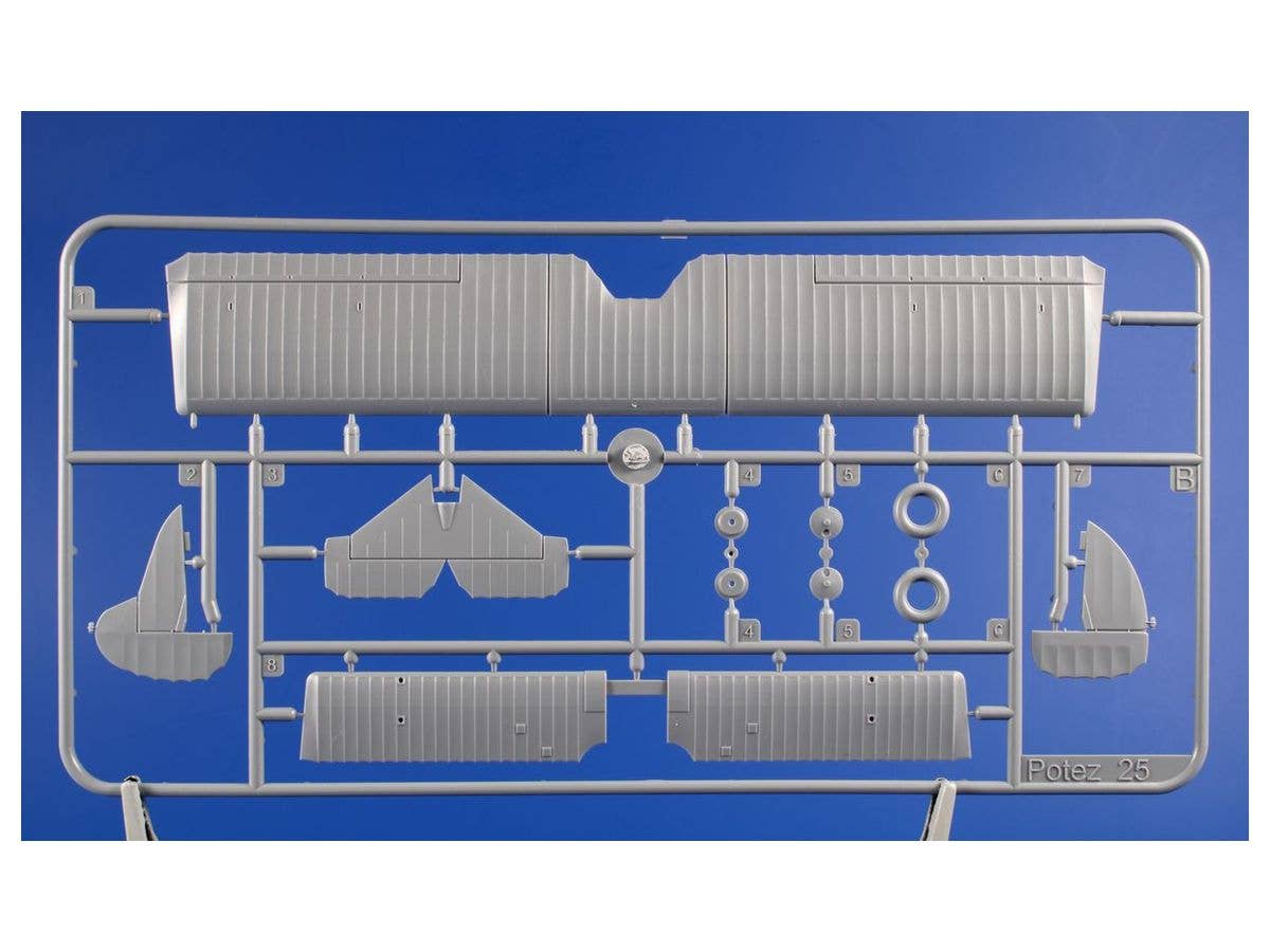 Special Hobby 1/72 Potez 25 TOE | 8594071087319