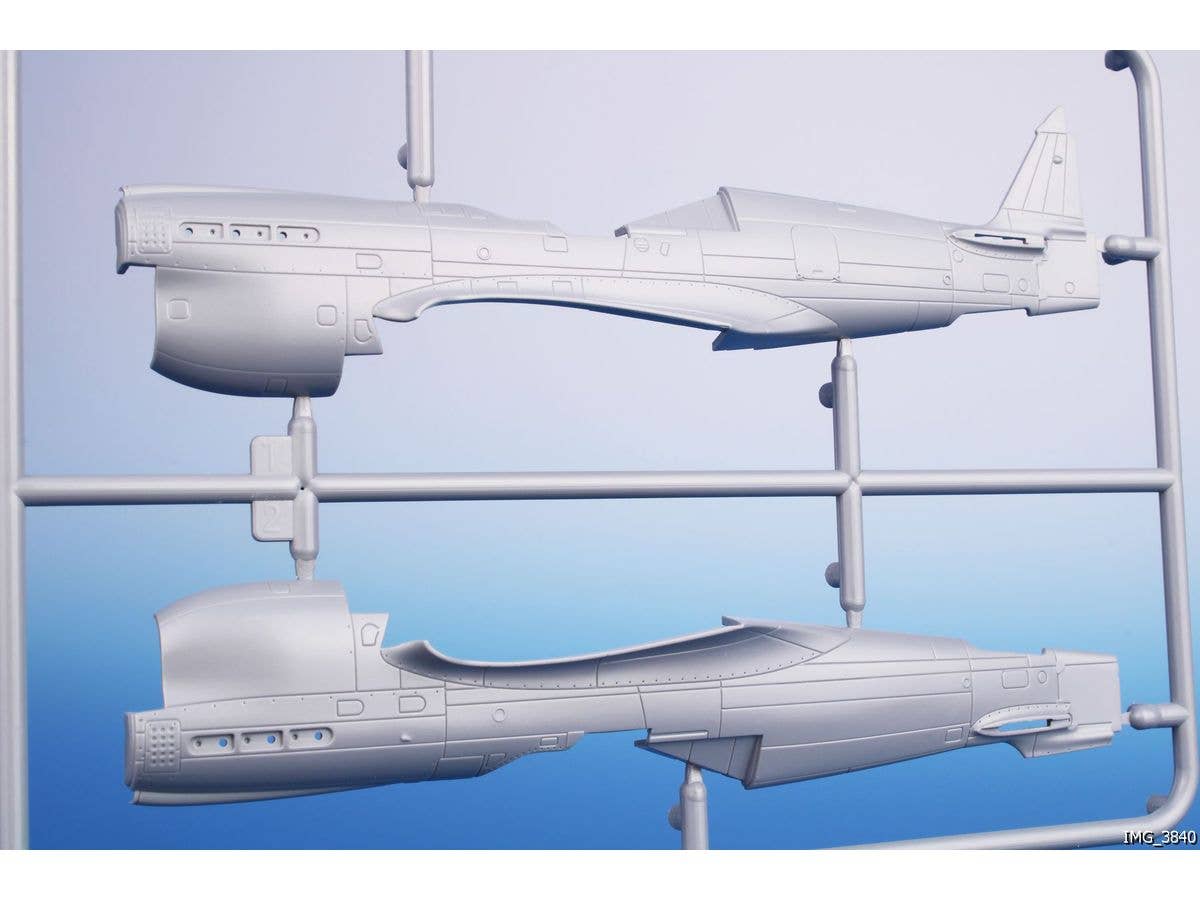 Special Hobby 1/72 Kittyhawk Mk.IV ‘Over the Mediterranean and the Pacific’ | 8594071089498