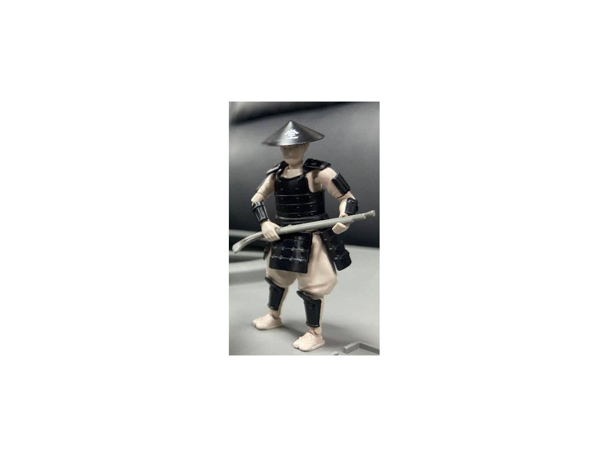 Suyata SANNSHIROU FROM THE SENGOKU-ASHIGARU WITH BLACK ARMOR | 6972444300111