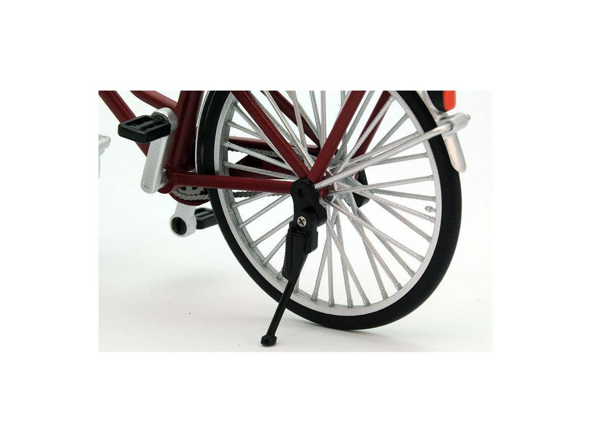 TomyTec Little Armory 1/12 LM005 Commuting Bicycle Defense School Maroon | 4543736312116