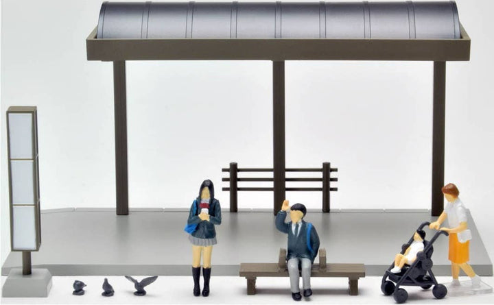 TomyTec Diocolle 64 1/64 #Car Snap 05a Bus Stop with 4 figures | 4543736312369