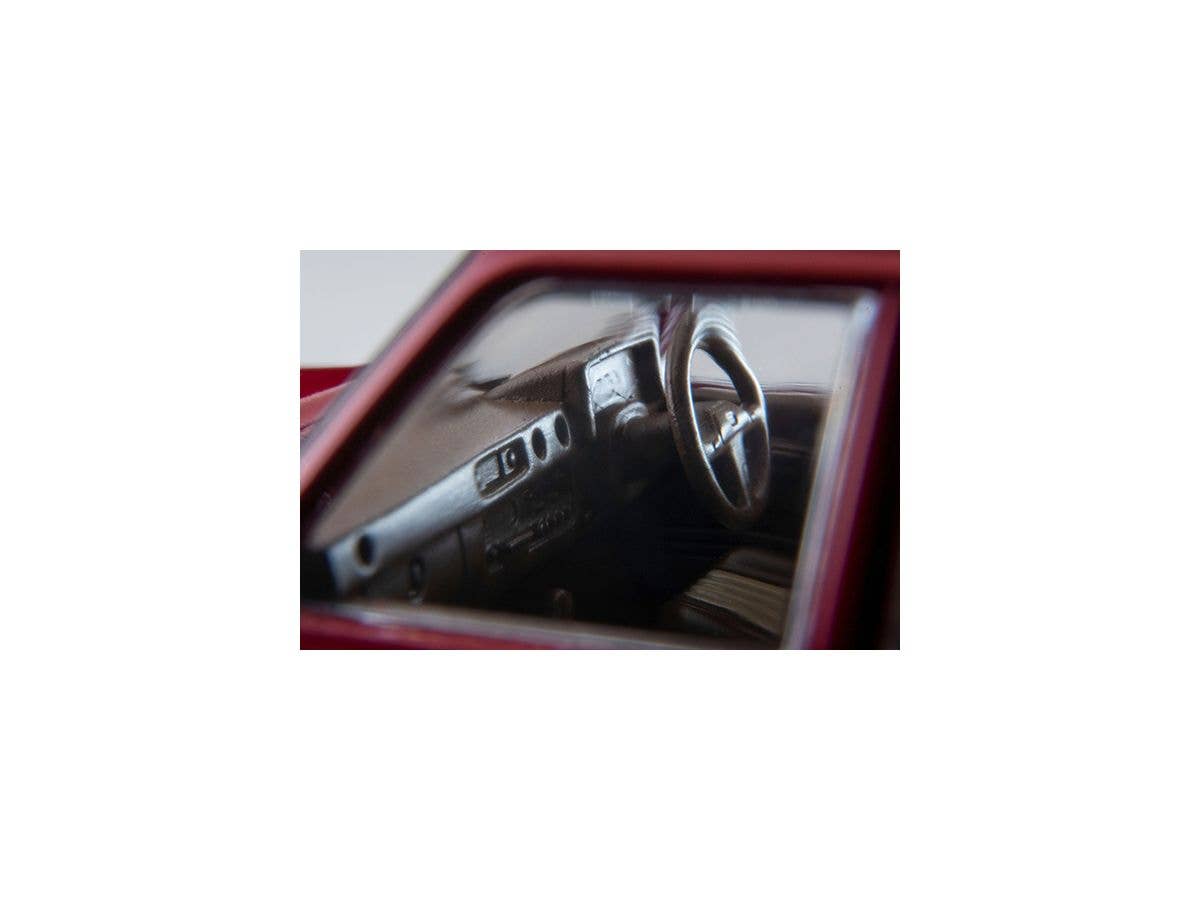 Tomica Limited Vintage 1/64 LV-N279b Toyota Landcruiser 60 Standard Gr. Up Van Spec. Red | 4543736320333