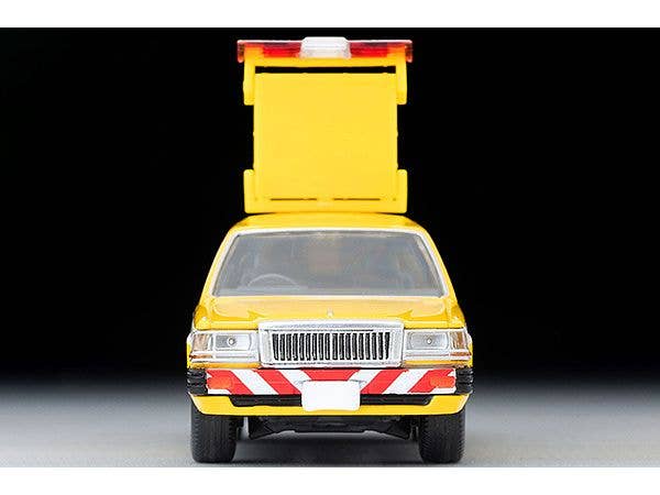 Tomica Limited Vintage 1/64 LV-N306a Cedric Van Road Patrol Car | 4543736325253