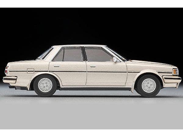 Tomica Limited Vintage NEO 1/64 LV-N137c Toyota Cresta Super Lucent TWINCAM 24 BEG 86 Model | 4543736329688