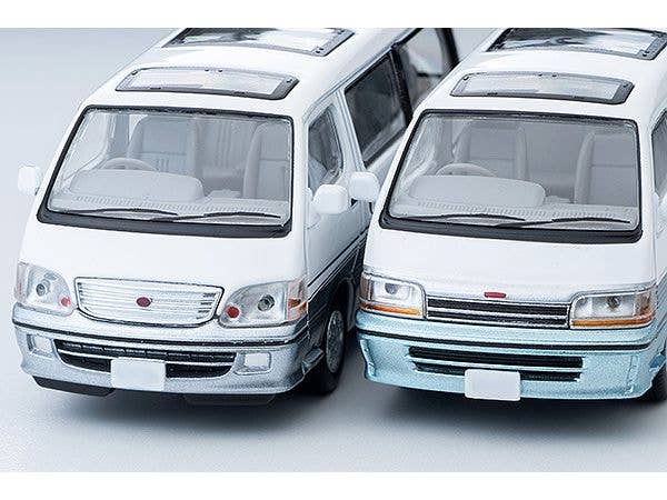 Tomica Limited Vintage NEO 1/64 LV-N208d HiAce Super Custom White and Sky Blue in 90s | 4543736330806