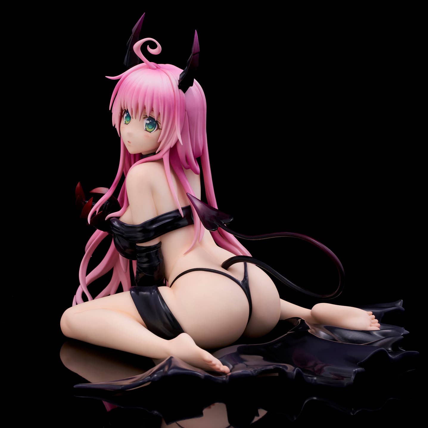 To LOVE-Ru Darkness Lala Darkness Ver. 1/6 Scale Figure - Renewal Package Edition | 4589642716518