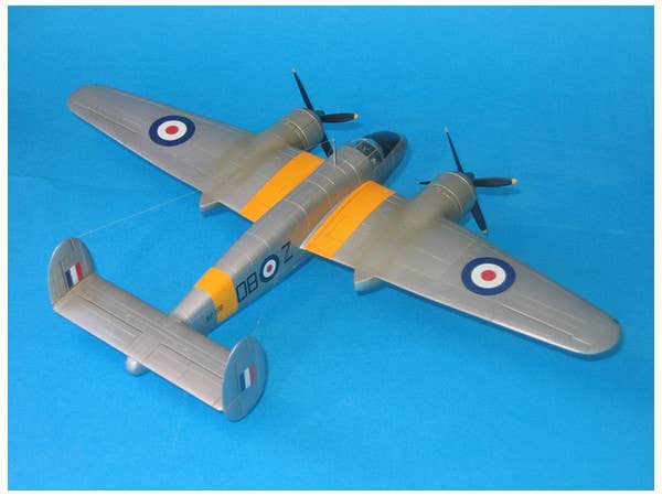 Valom 1/72 Bristol Buckmaster T.1 | 8594054290651