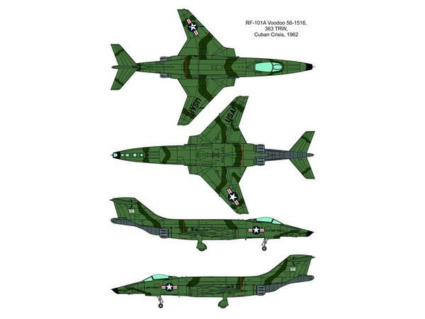 Valom 1/72 RF-101A Voodoo | 8594054290927