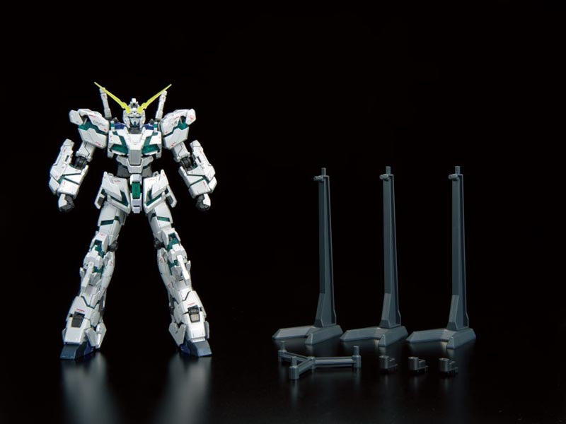 P-Bandai RG 1/144 The Gundam Base Limited RX-0 Unicorn Gundam (Final Battle Ver.) [Special Coating]