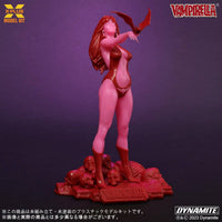 X-Plus 1/8 Vampirella Jose Gonzalez Edition (Glows In The Dark) Plastic Model Kit | 4532149022354