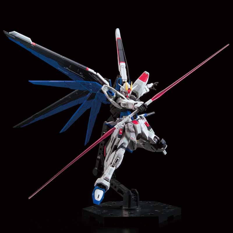 P-Bandai RG 1/144 The Gundam Base Limited ZGMF-X10A Freedom Gundam Ver.GCP