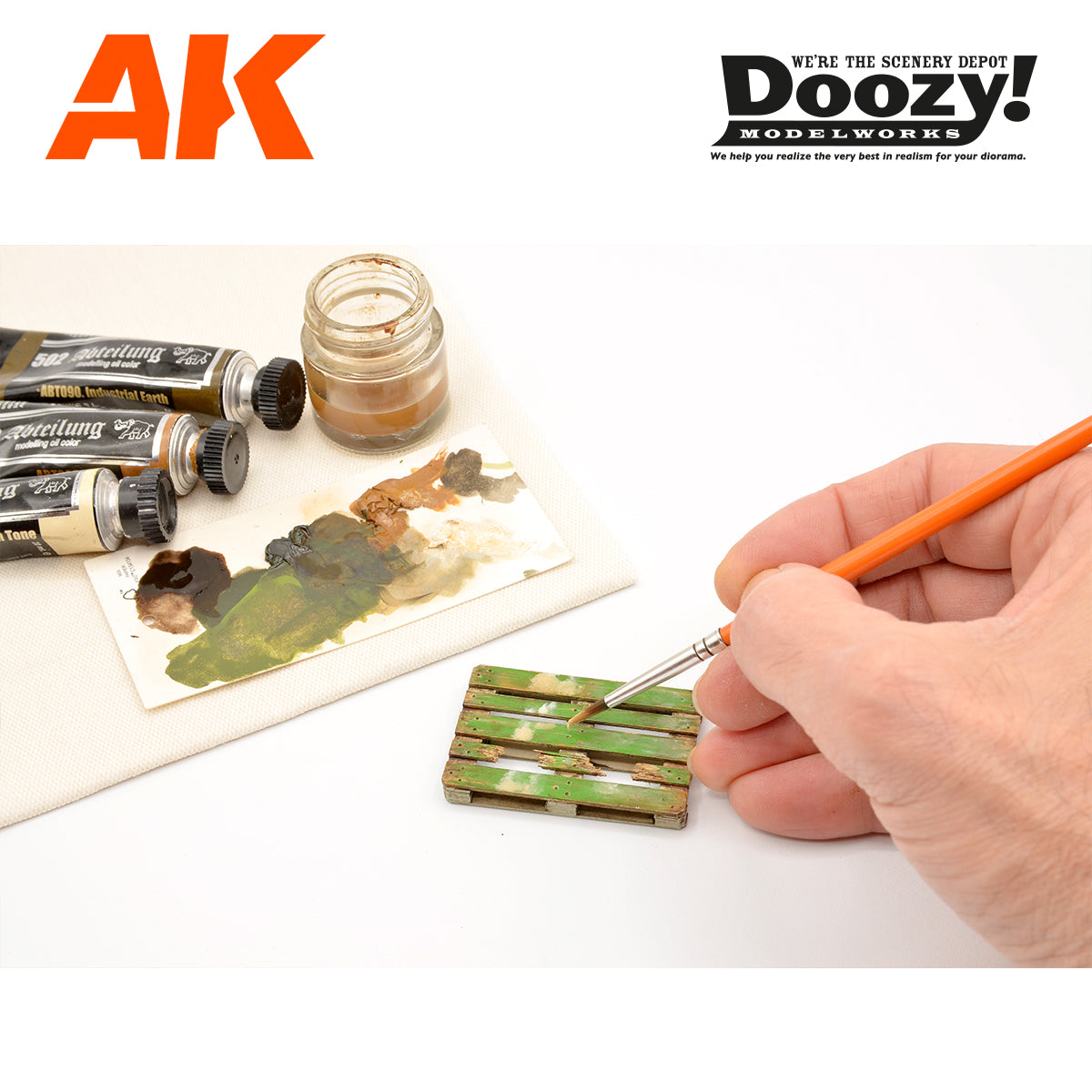 Doozy 1/24 Wooden Euro Pallet, 5 Units | 8435568328976