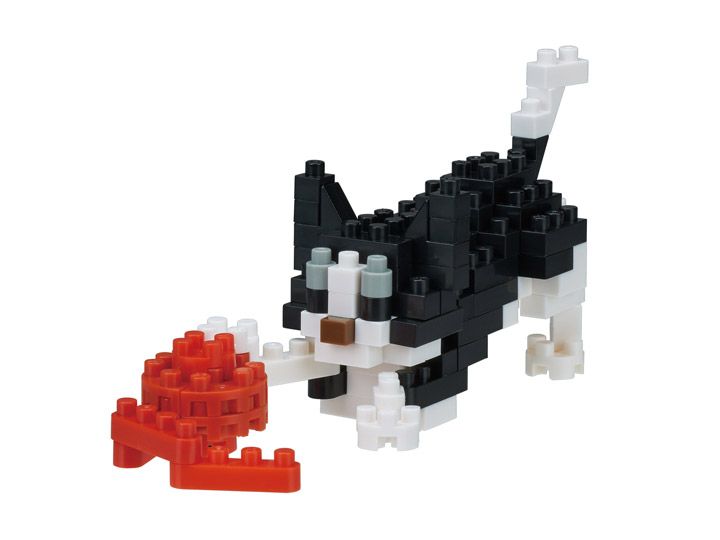 Nanoblock Collection Series Playing Cat "Cats" | 4972825210864