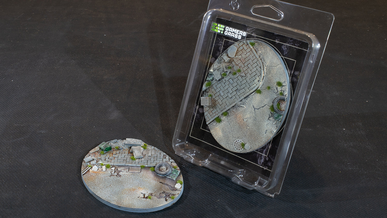Gamers Grass Battle Ready Bases - Urban Warfare - Oval 120mm (x1) | 738956789440