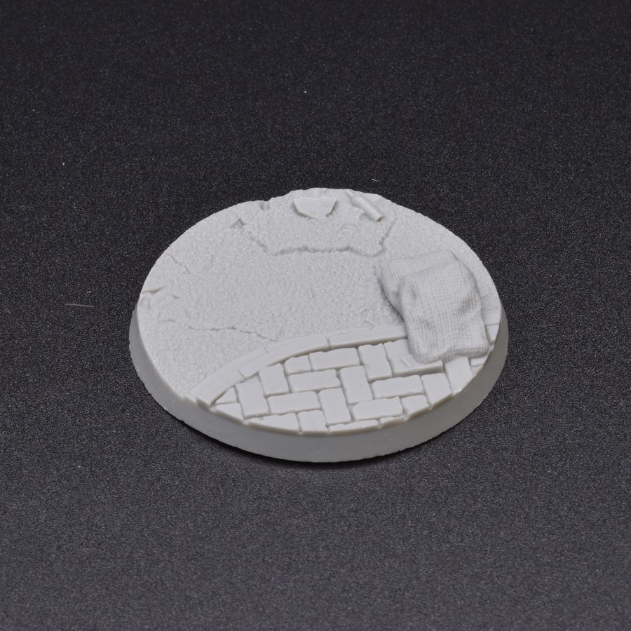 Gamers Grass Resin Bases - Urban Warfare - Round 50mm (x3) | 738956789730