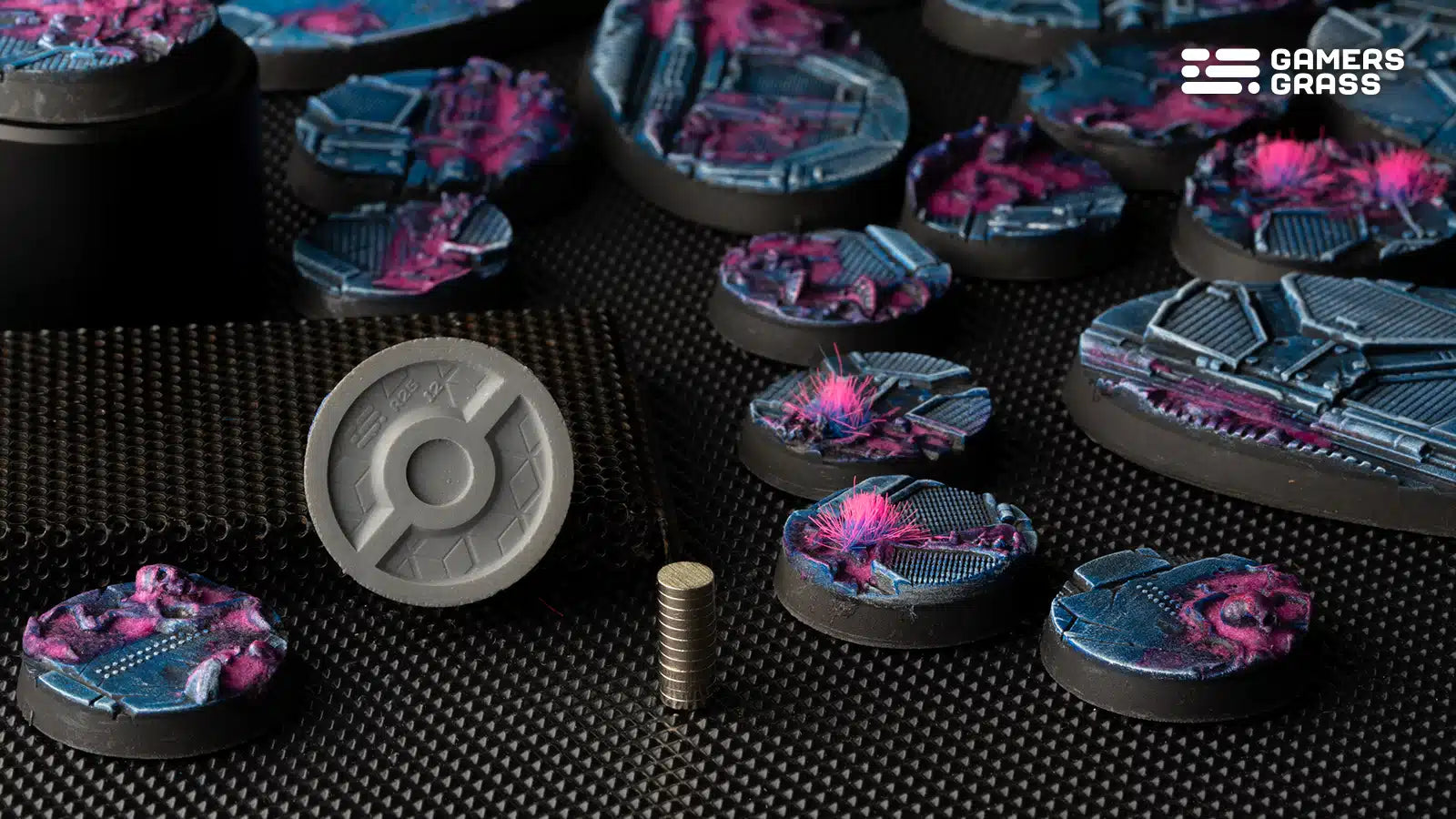 Gamers Grass Battle Ready Bases - Alien Infestation - Round 25mm (x10) | 738956790323
