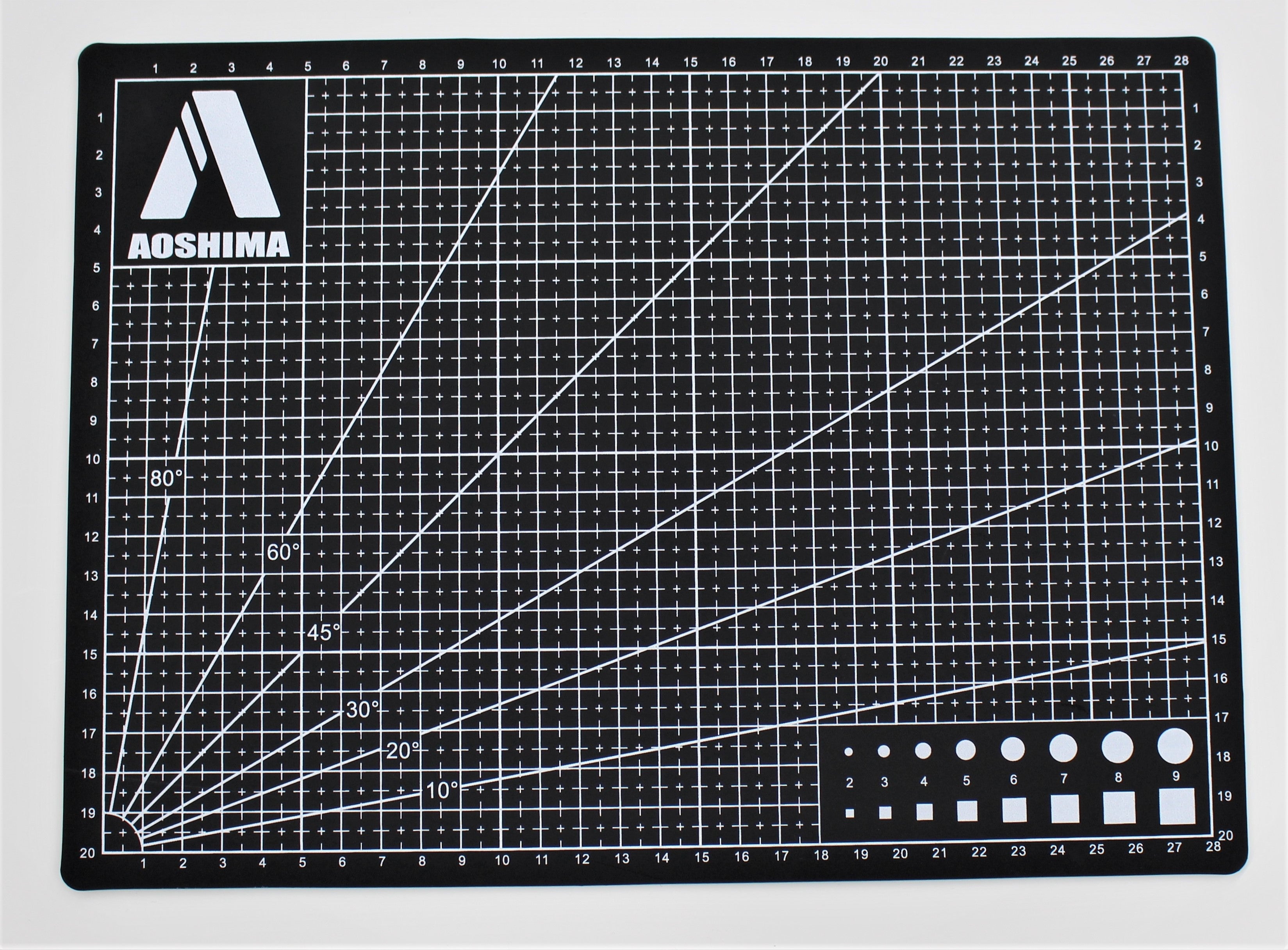 Aoshima PVC Cutting Mat, Size: 30 X 22 X 0.3 (CM) | 4905083065051