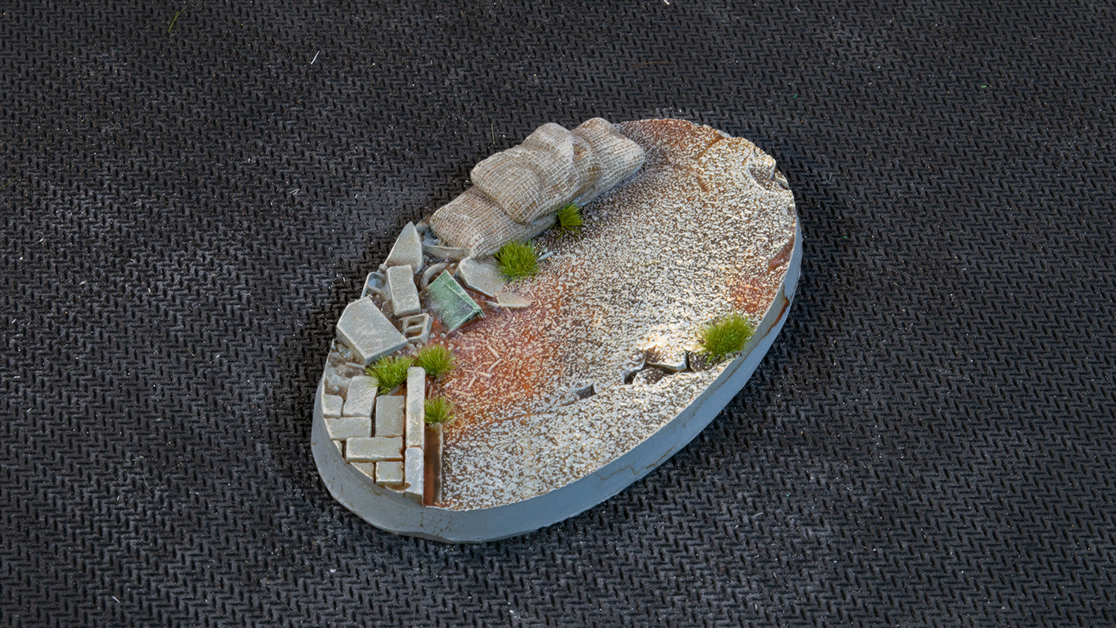 Gamers Grass Battle Ready Bases - Urban Warfare - Oval 75mm (x3) | 738956789419