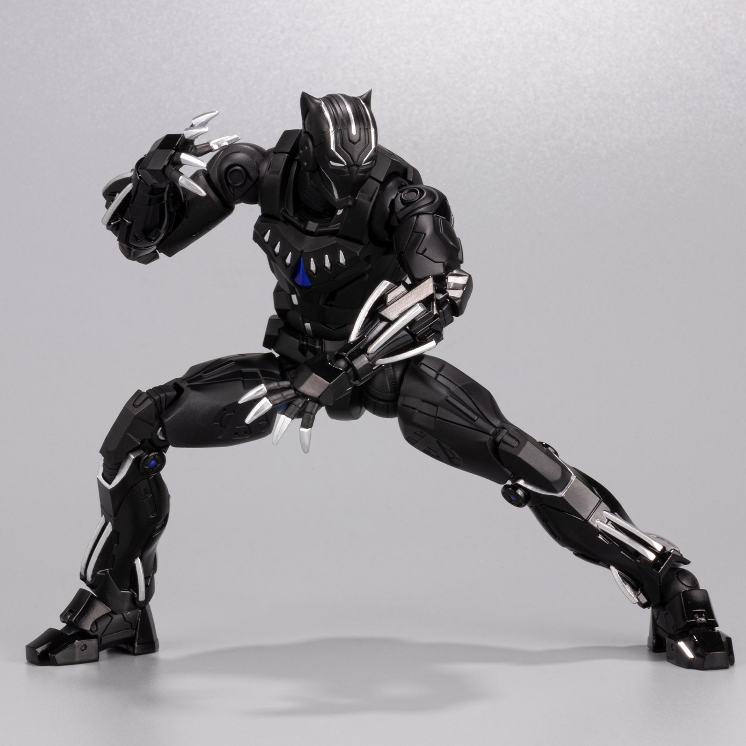 Sentinel Fighting Armor Black Panther "Marvel" | 4897054514081
