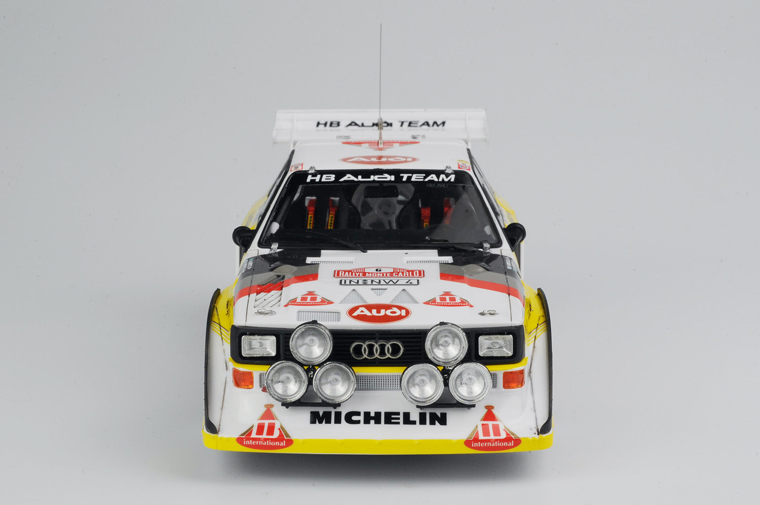 Platz Beemax 1/24 Series: Audi Sport Quattro S1 [E2] '86 Monte Carlo Rally | 4545782078398