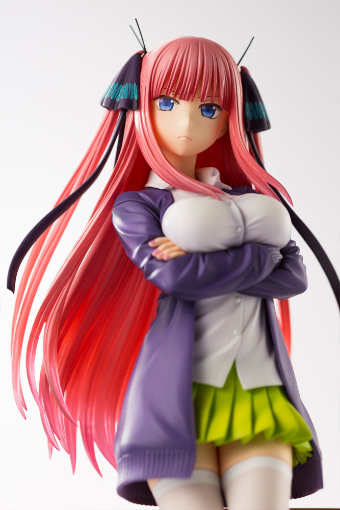 Kotobukiya 1/8 The Quintessential Quintuplets Series - Nino Nakano, PVC Figure (8.67 Inches) | 190526026032
