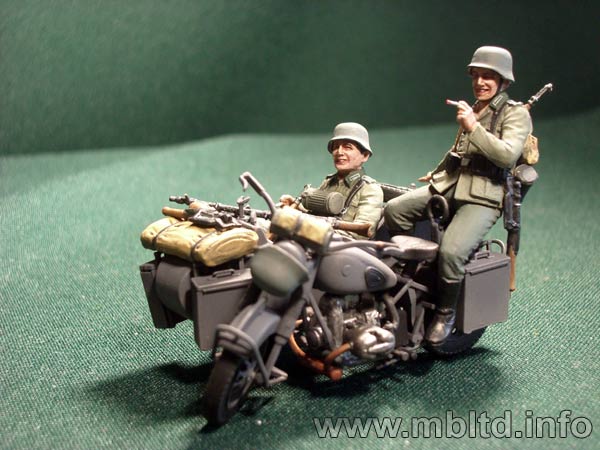 MASTER BOX 1/35 German motorcyclists, 1940-1943 | 4820041760444