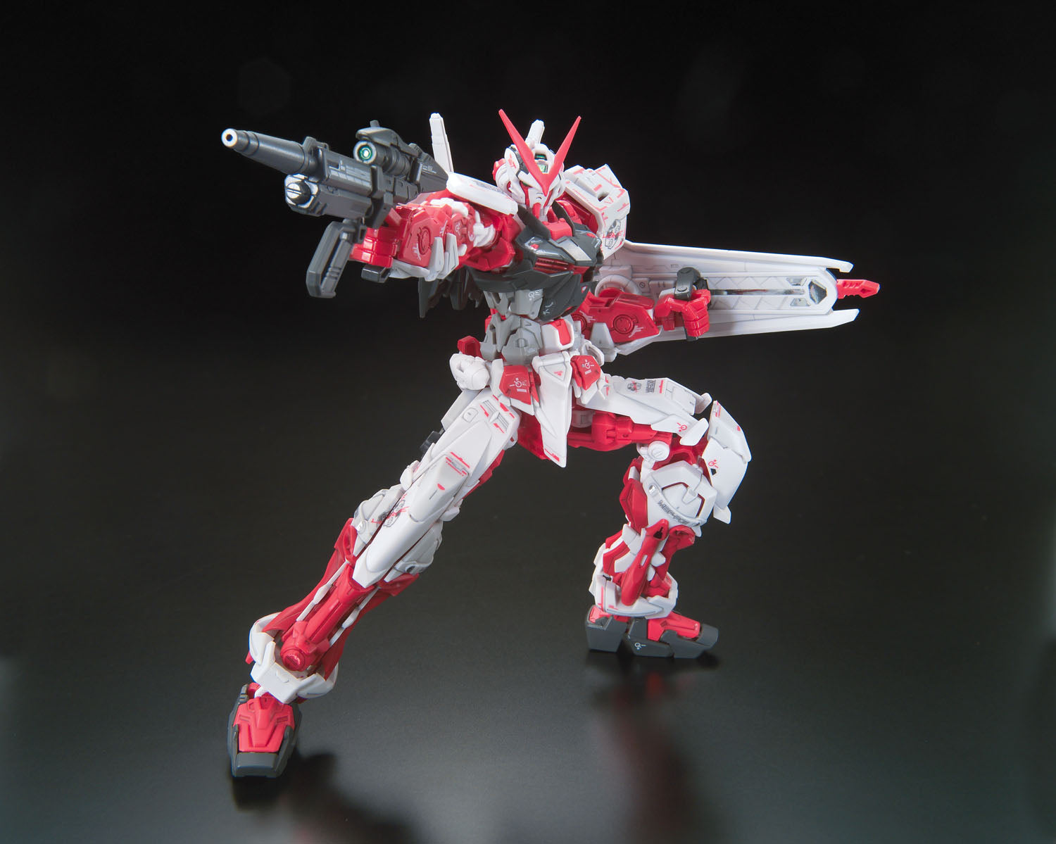 RG 1/144 MBF-P02 Gundam Astray Red Frame | 4549660006343