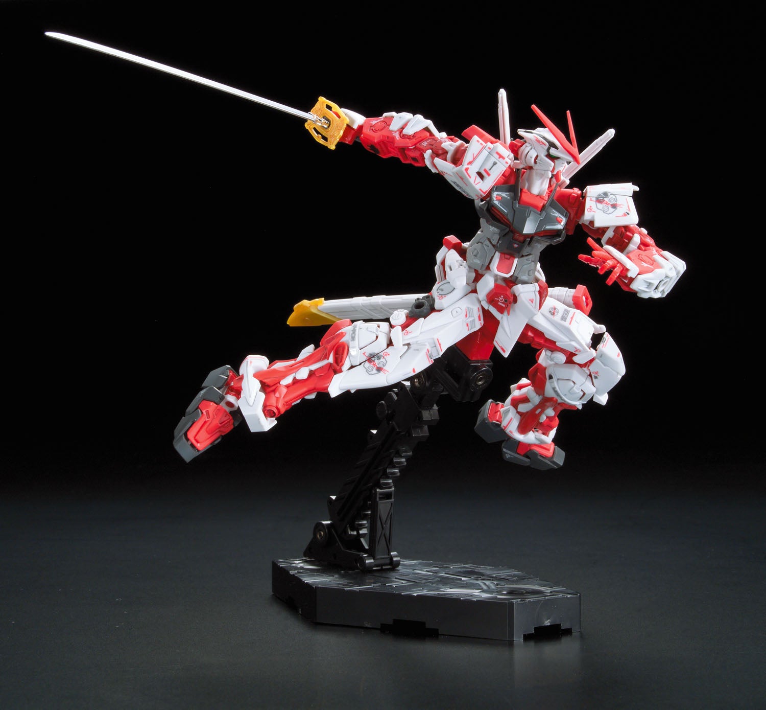 RG 1/144 MBF-P02 Gundam Astray Red Frame | 4549660006343