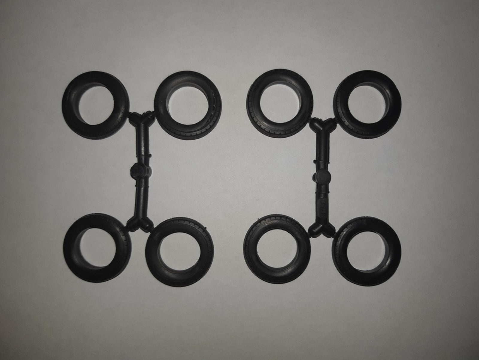 ICM 1/35 Lastkraftwagen 3,5 t AHN with German Drivers | 4823044405923