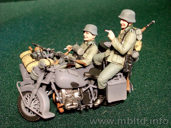 MASTER BOX 1/35 German motorcyclists, 1940-1943 | 4820041760444