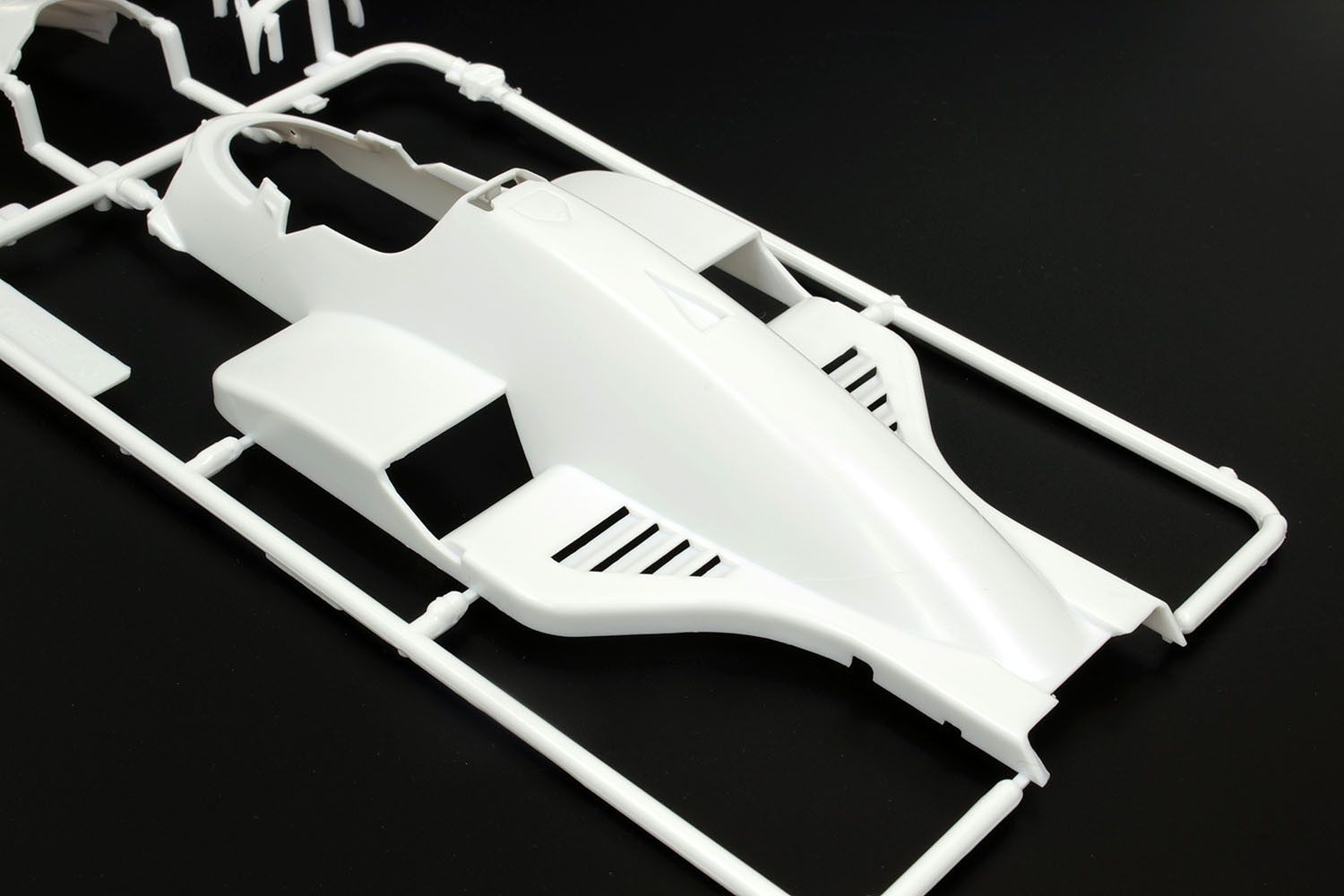 Platz 1/20 McLaren MP4/2C '86 Portuguese GP | 4545782063066