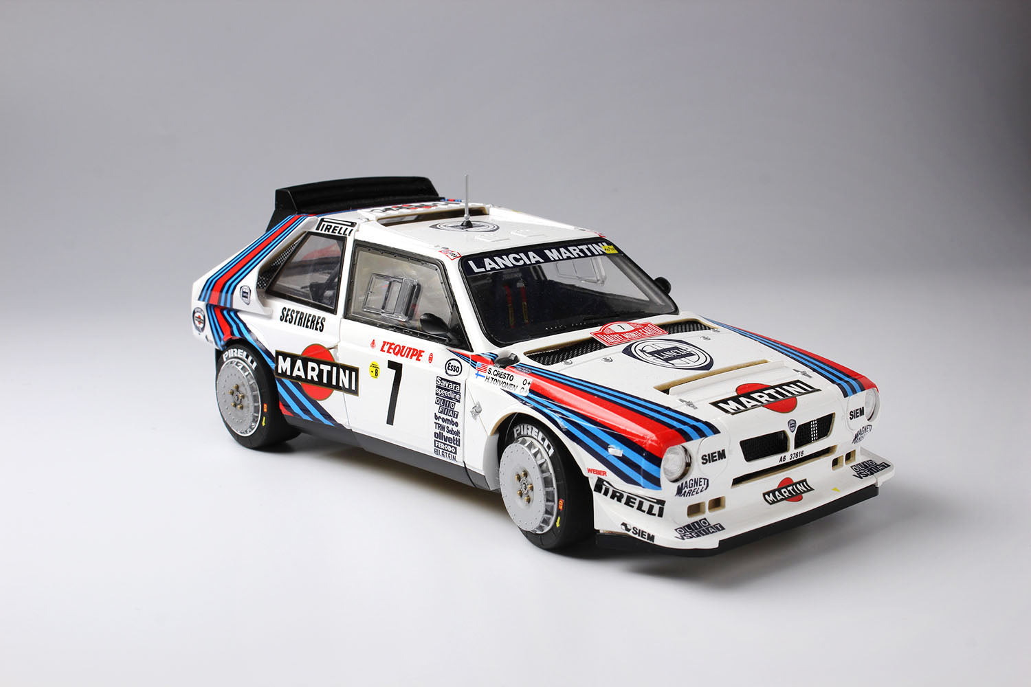Platz NuNu 1/24 Racing Series: Lancia Delta S4 '86 Monte Carlo Rally | 4545782077209