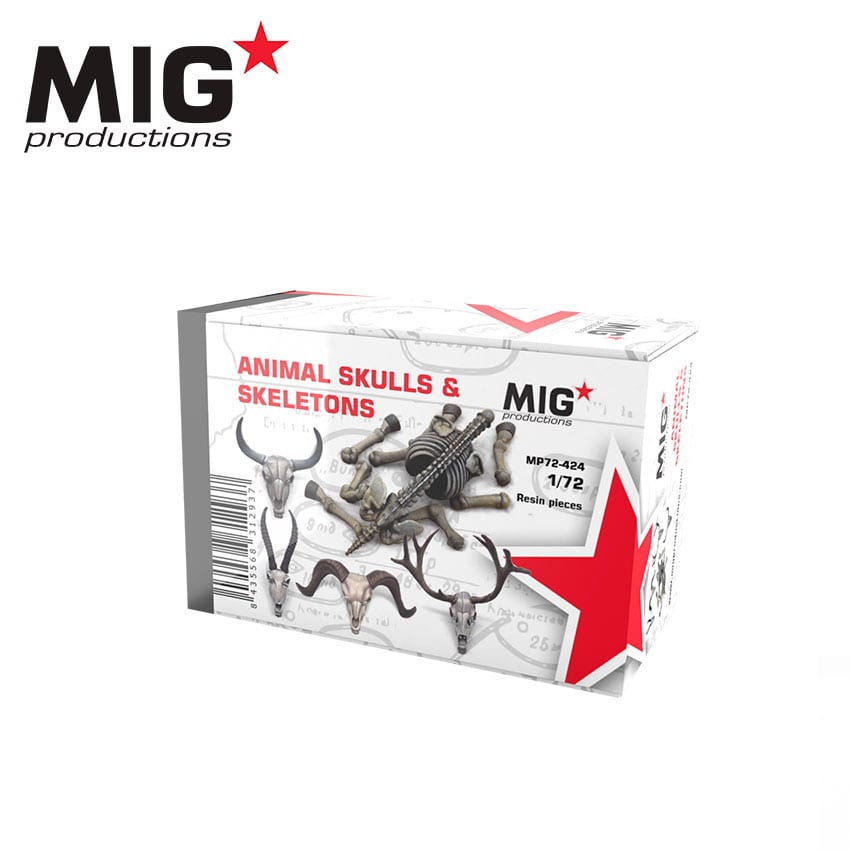 AK Interactive 1/72 Animal Skulls & Skeletons Plastic Model Kit | 8435568312937